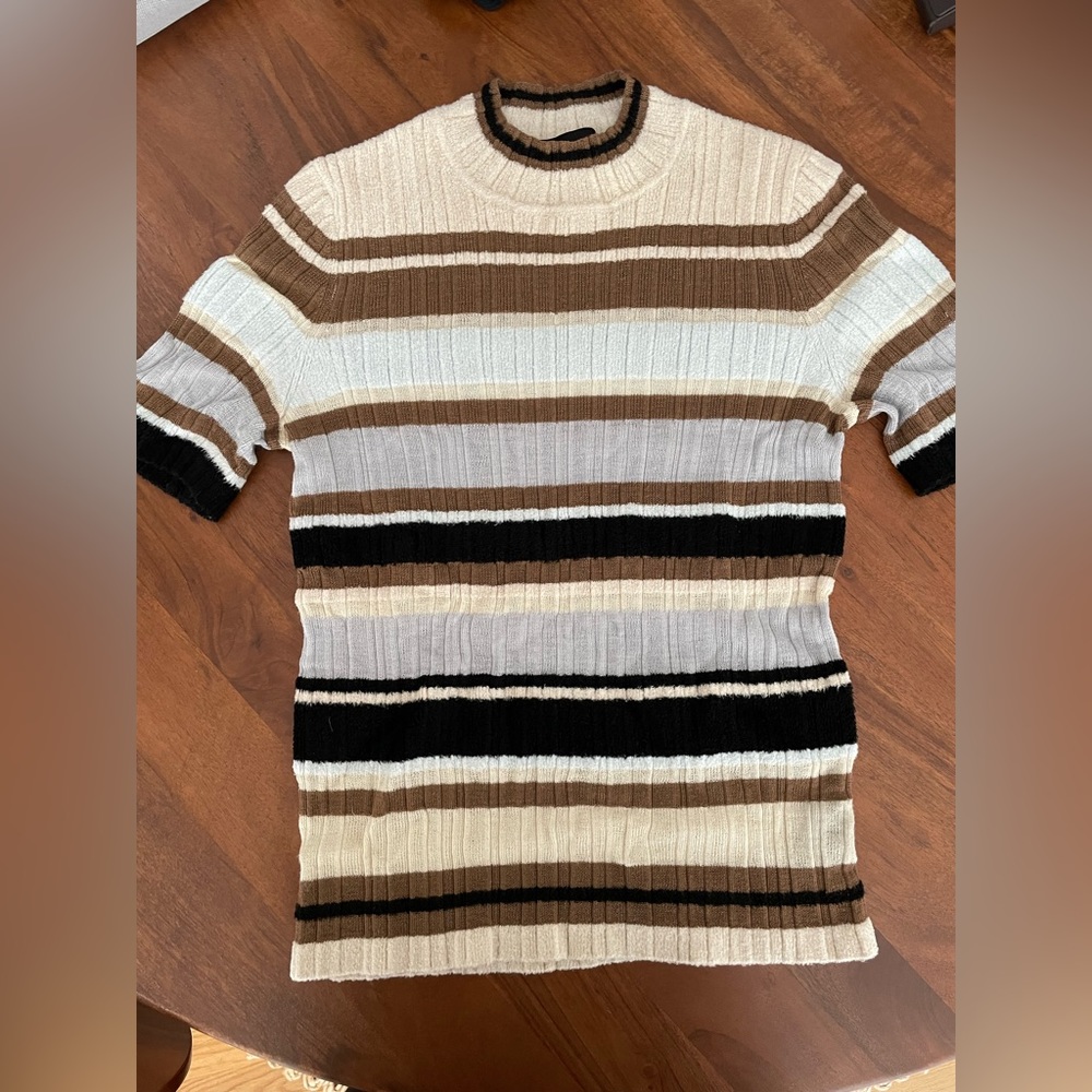 Theory short-sleeve sweater in crushed velvet